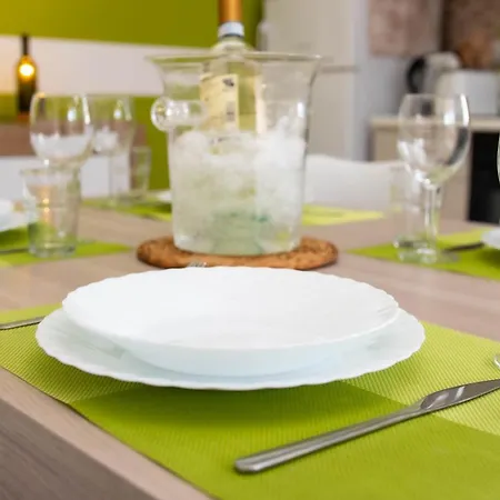 La Casa Al Mare Di Manu アパート Torre San Gennaro