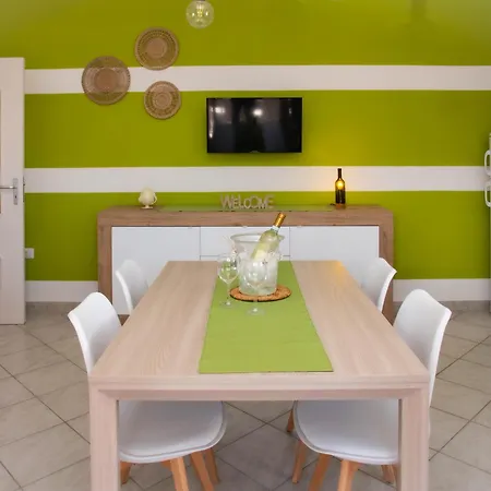 La Casa Al Mare Di Manu * Torre San Gennaro